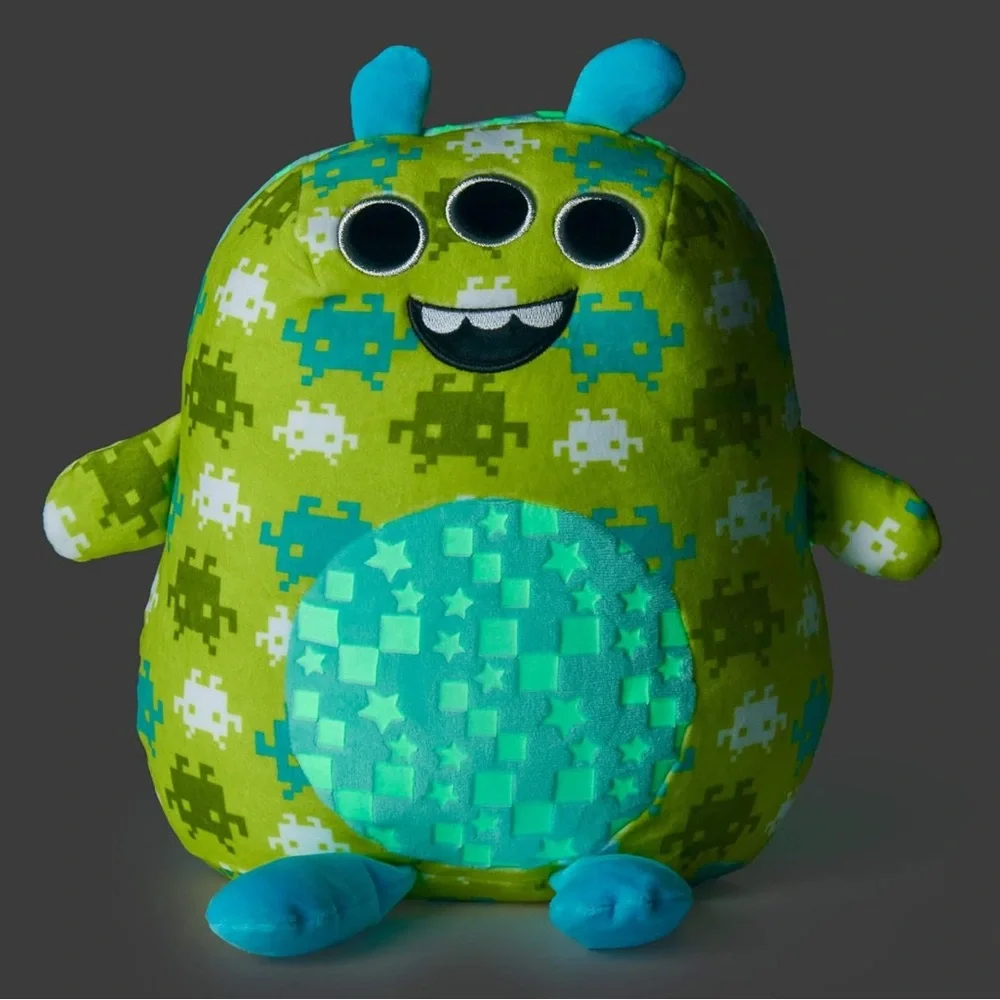 KIDS PREFERRED Two Sided Glow in The Dark Cuddle Pal Pixel The Alien Plush 11.5”